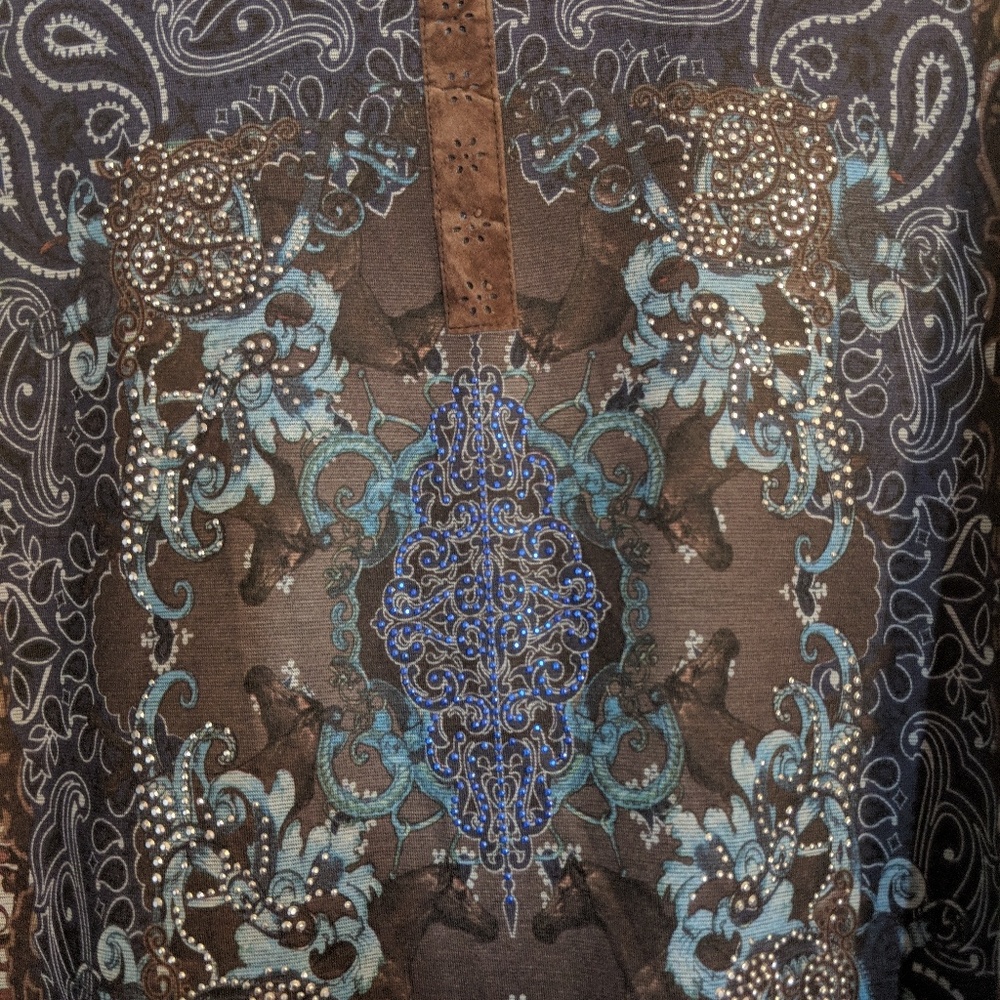 Top - Picture 5 of 6